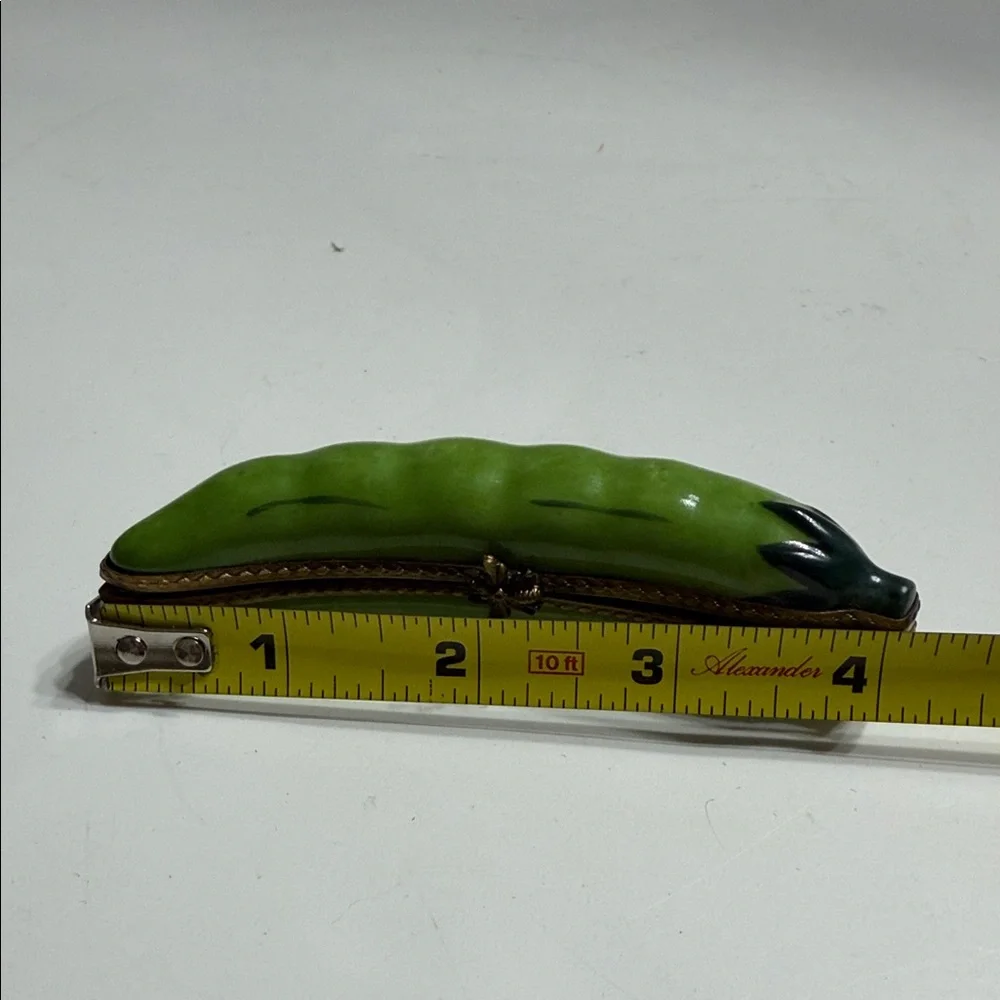 Limoges Green and Black Pea Pod Trinket Box